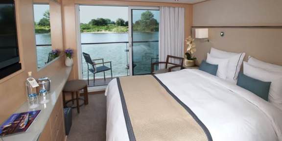 Ship accomodation